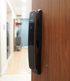 Khóa cửa thông minh Philips DDL702