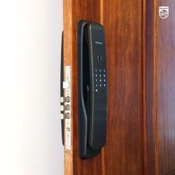 Khóa cửa thông minh Philips DDL702