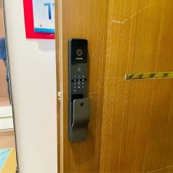 Khóa cửa thông minh Philips DDL720