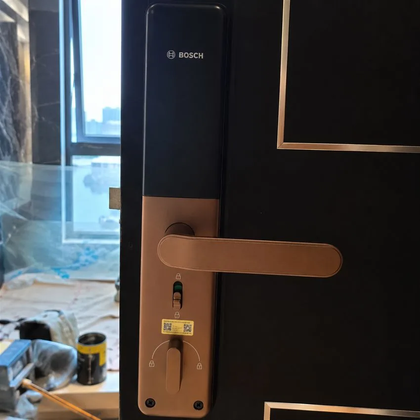 Khóa cửa vân tay Bosch ID60