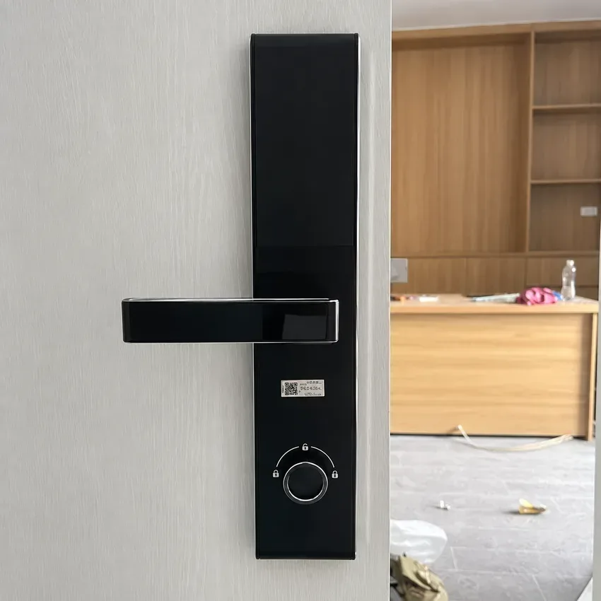 Khóa thông minh Kitos KT S3 CNC mặt trong màu đen Khóa thông minh Kitos KT S3 CNC mặt trong màu đen