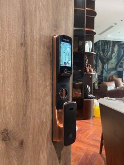 Khóa thông minh nhận diện khuôn mặt Philips DDL709