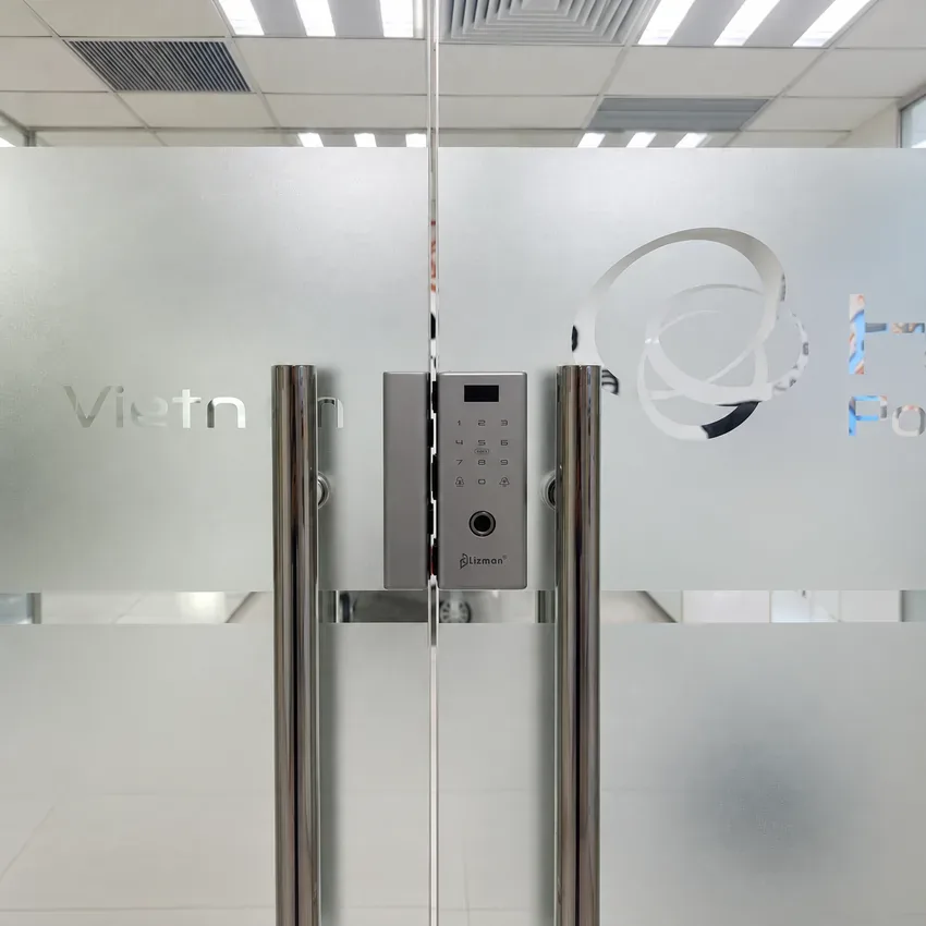 Khoá vân tay cửa kính cường lực Lizman LM-G4