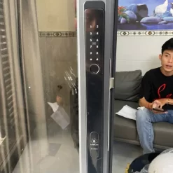 Khóa vân tay cửa nhôm Kassler KL599 AT có App bluetooth