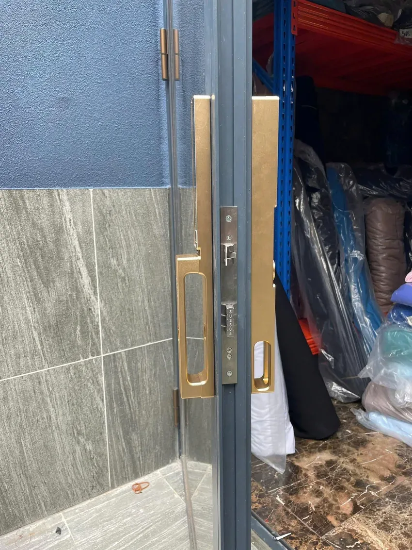 Khóa vân tay cửa nhôm Kassler KL599 CNC 02