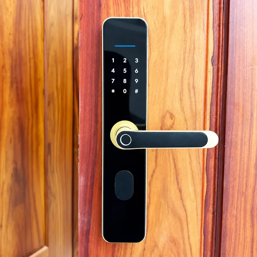 Khóa vân tay Kassler KL 696SB App Wifi có kiểu dáng hiện đại Khóa Kassler KL 696SB App Wifi kiểu dáng sang trọng