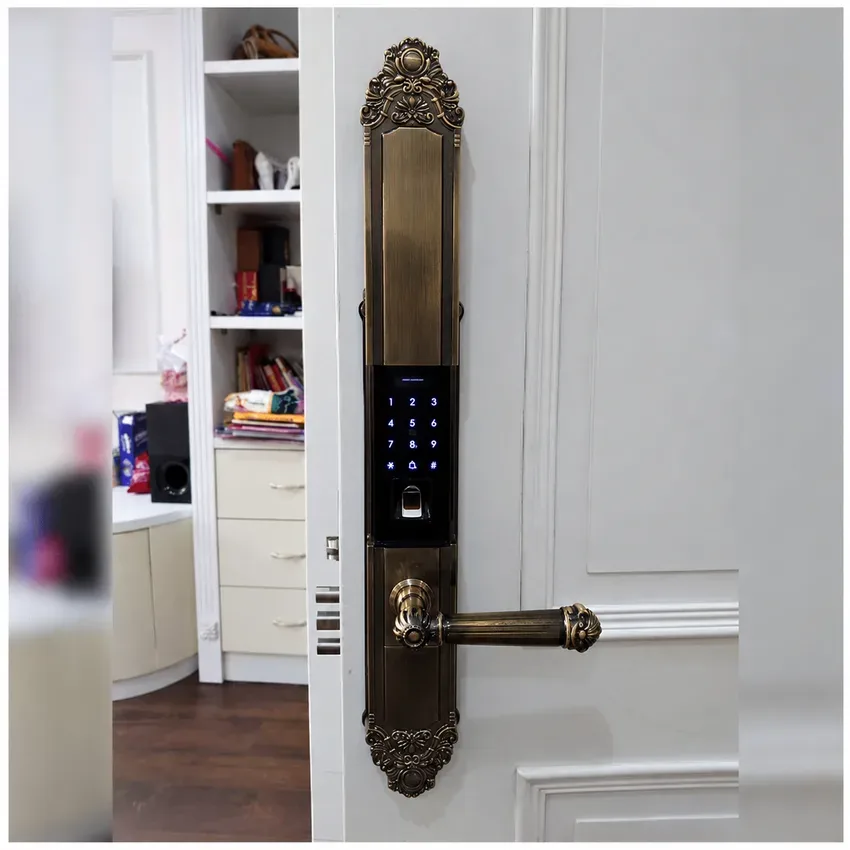 Thiết kế phù hợp nhiều loại cửa khác nhau của Kaadas 6002 Thiết kế phù hợp nhiều loại cửa khác nhau của Kaadas 6002
